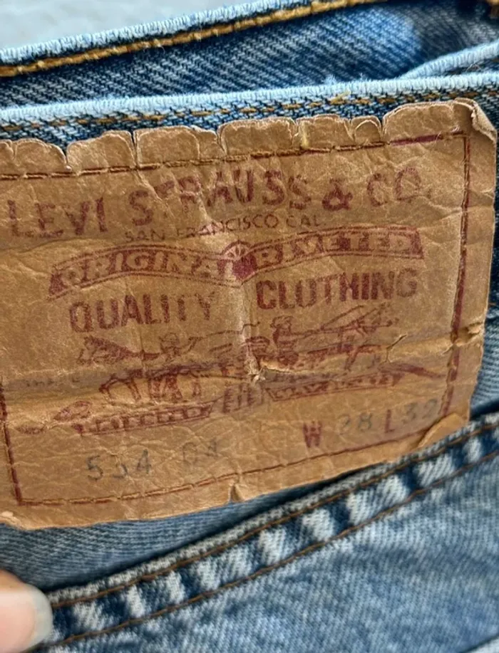 Jean Lévis 534 vintage 90s bleu clair taille haute coupe droite fuselé slim taille X/34 rare - photo numéro 3