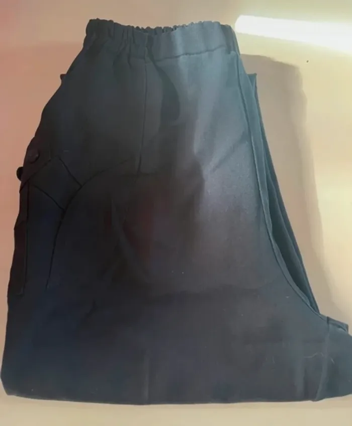 Pantalon marine en 38 - photo numéro 4