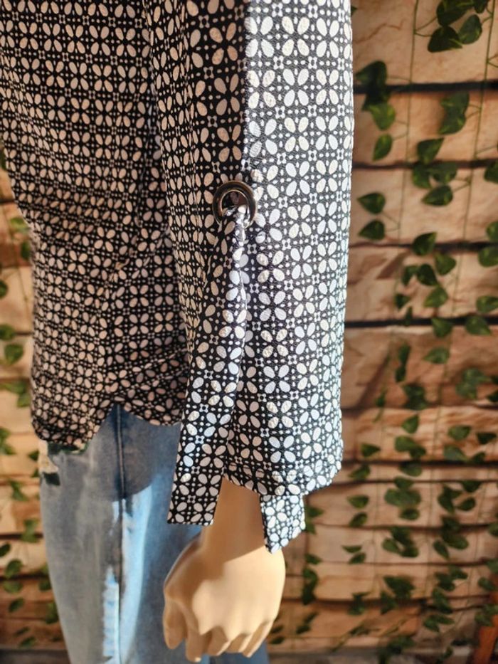 🌸🌸Blouse Dentelle arriere Taille 36 - photo numéro 3
