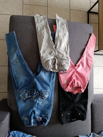 Lot de 5 jeans taille 3 ans fille