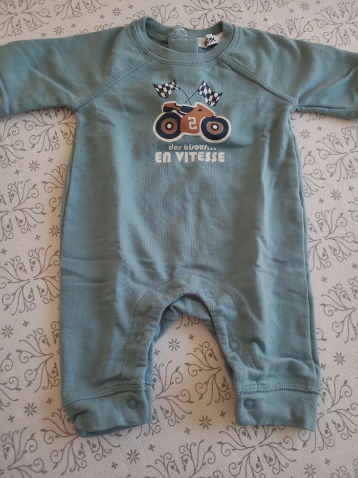 👶pyjama 1 mois👶