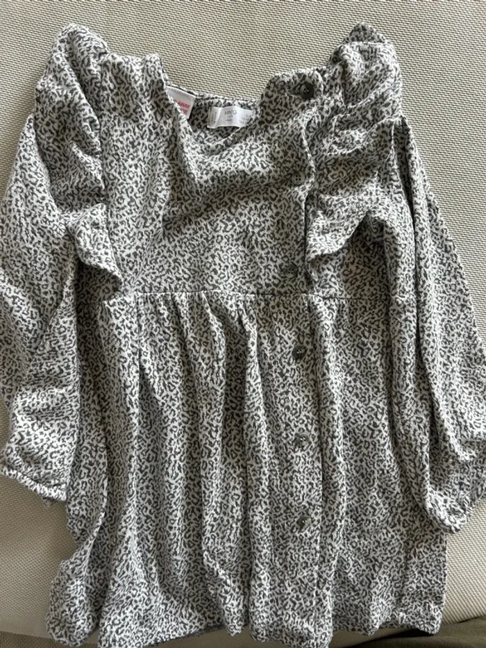 Robe léopard blanc et gris foncé - photo numéro 3