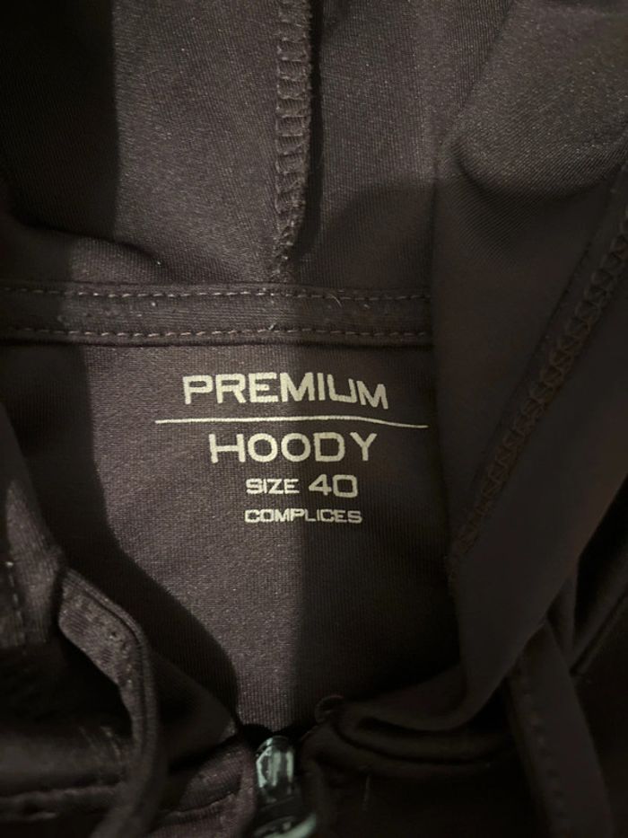 Veste type survêtement - photo numéro 4