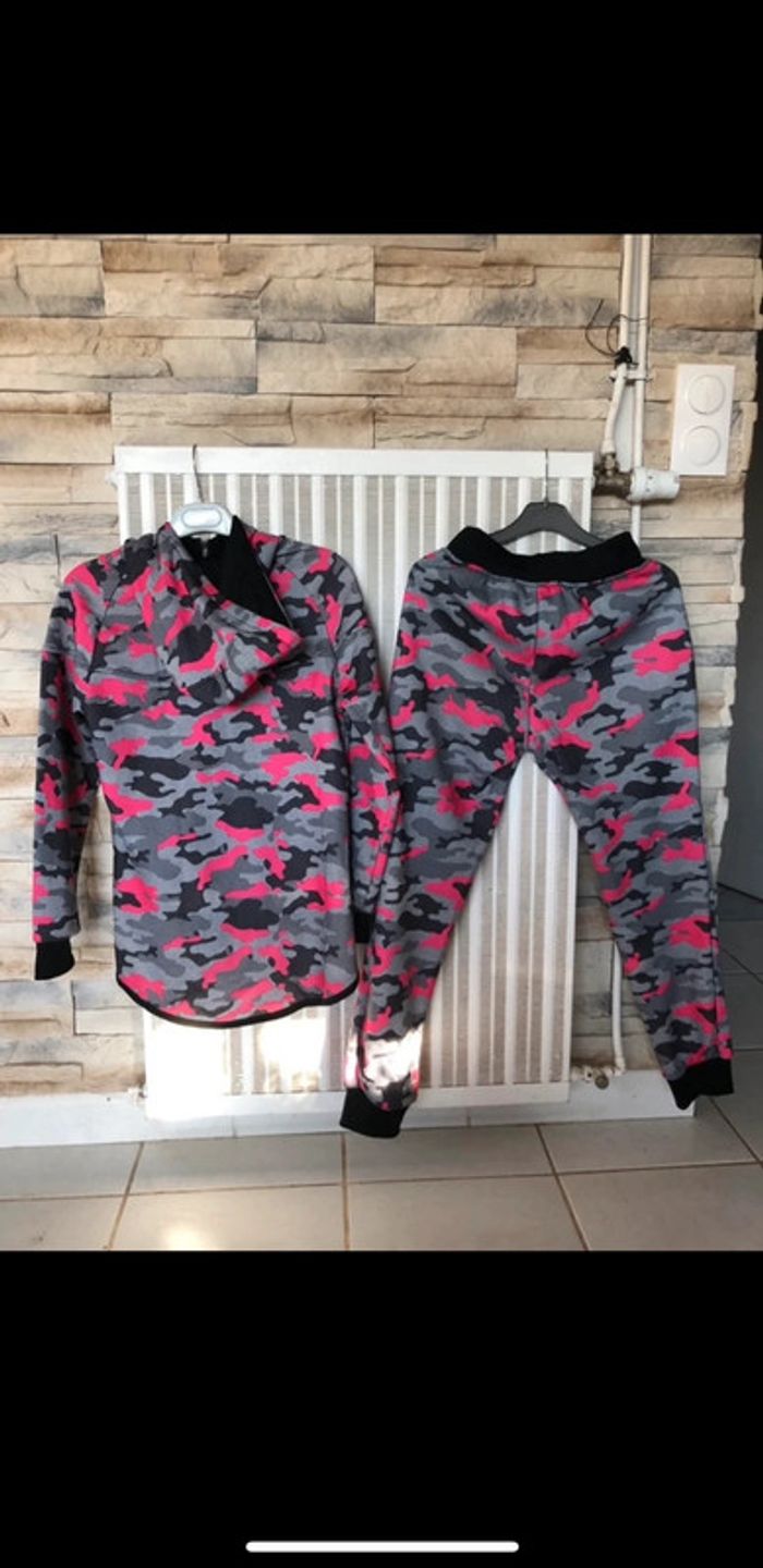 Ensemble jogging - photo numéro 2
