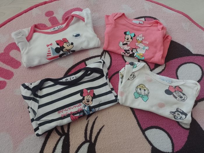 Bodies Minnie 9 mois - photo numéro 3