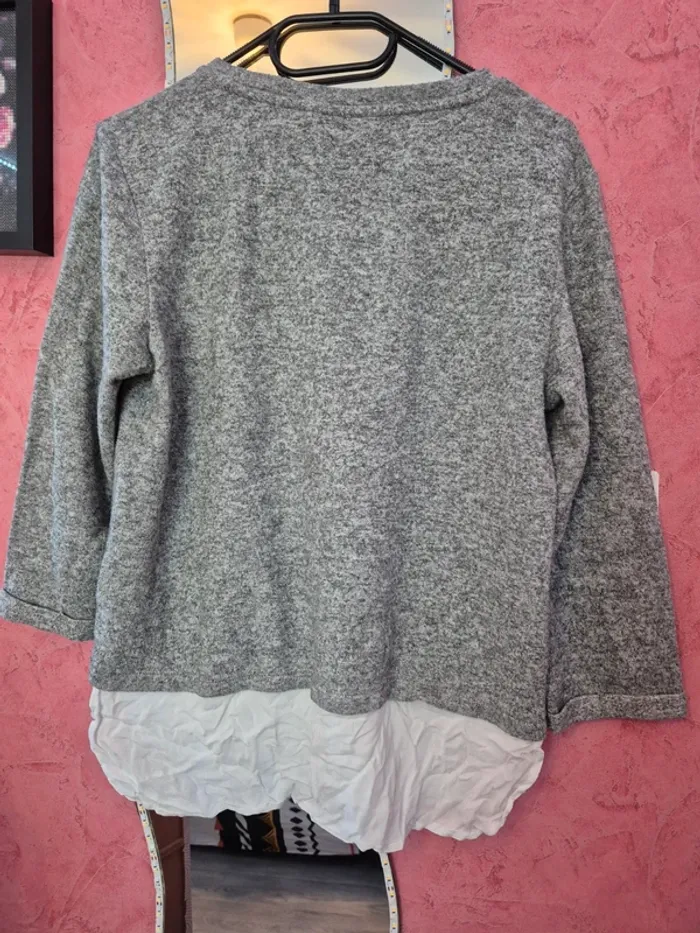 Pull gris - photo numéro 2