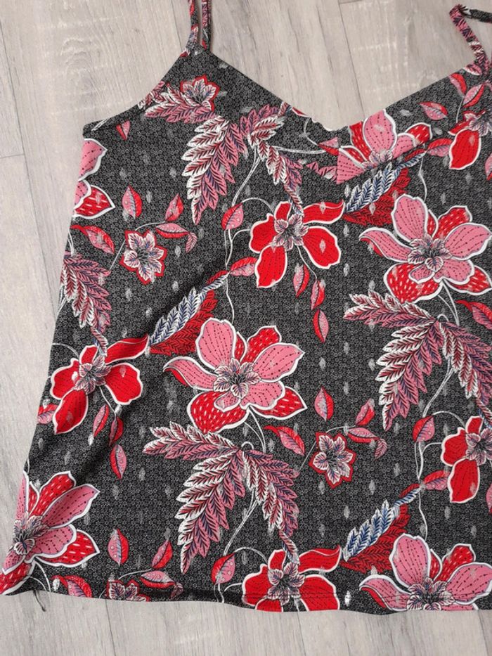 Débardeur fleuri - photo numéro 2