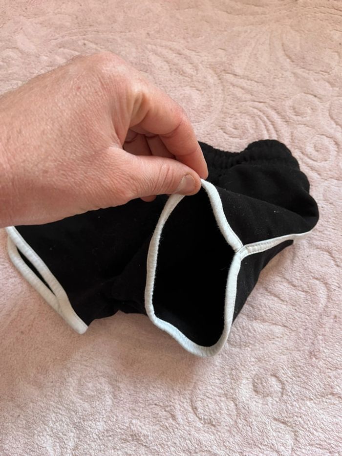 Short Noir Primark Pour Filles  Taille 2 - 3 Ans - photo numéro 4