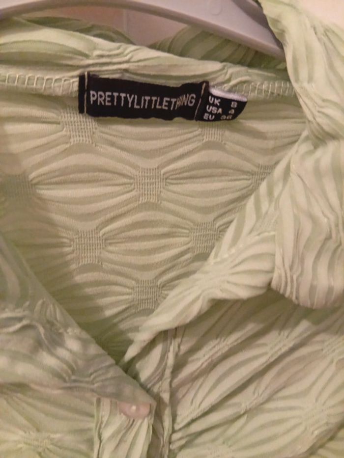 Chemise courte prettylittlething - photo numéro 2