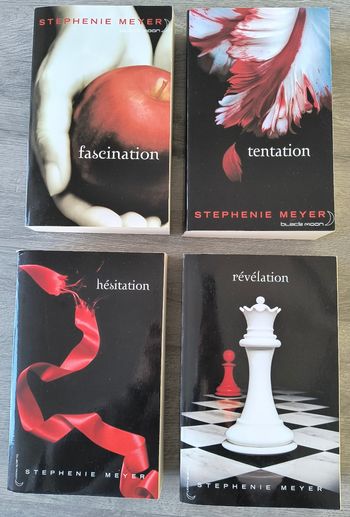 Saga complète Twilight édition Black Moon