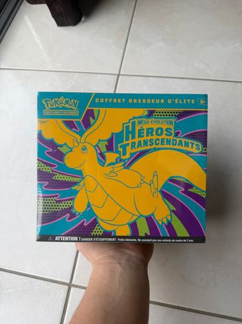 ETB Pokémon Héros Transcendants ME2.5