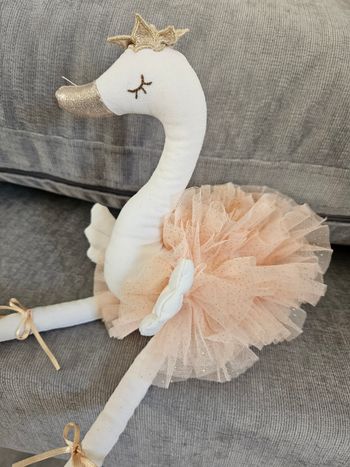 Peluche cygne Neuve Sergent Major !
