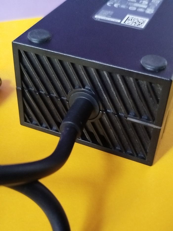 Câble d'alimentation Xbox one - photo numéro 4