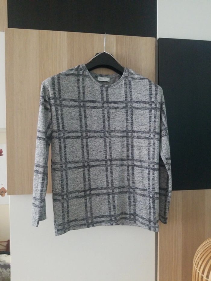 Joli pull fin