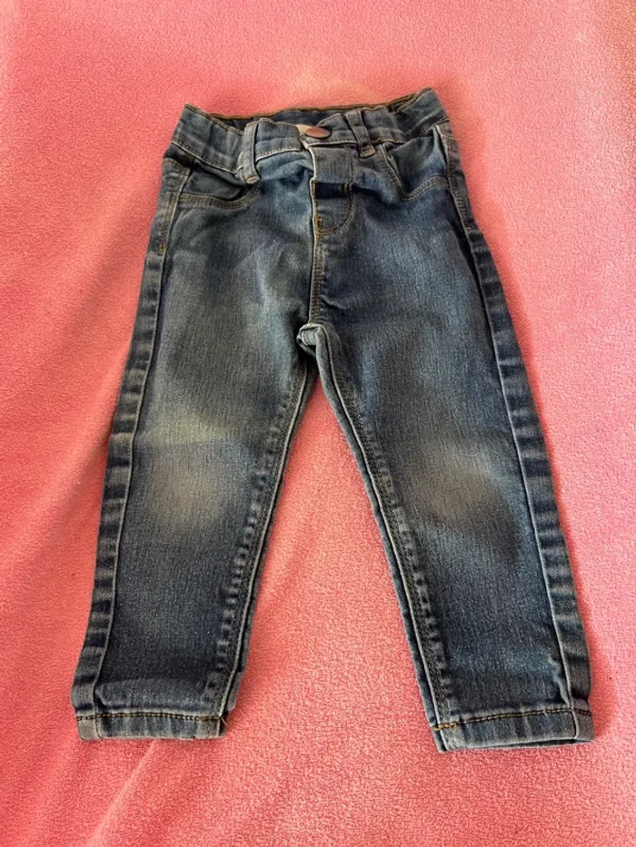 Lot de 8 pantalons taille 18 mois - photo numéro 7