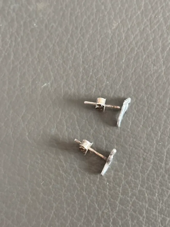 Boucles d’oreilles / clous d’oreilles « petits pieds » - photo numéro 3