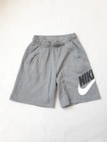 Short Nike 147/158 cm