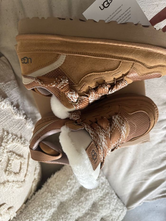 UGG LOWMEL CAMEL/ TÉRACORA - 39 - photo numéro 3