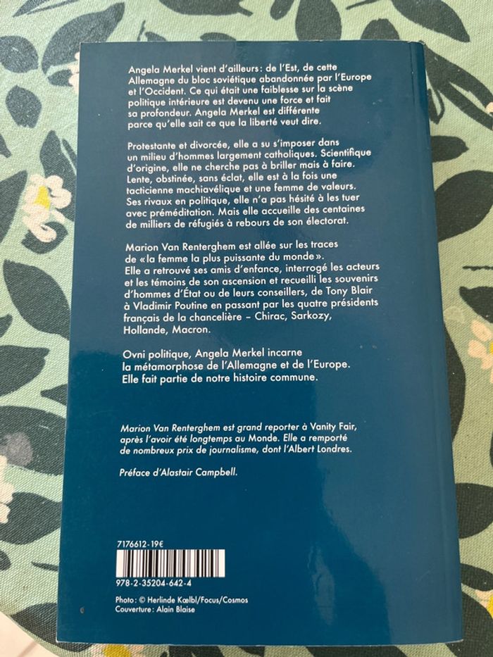 Livre Angela Merkel « L’ovni Politique » - photo numéro 2