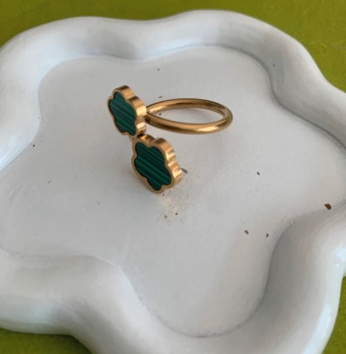 Bague trèfle vert en acier inoxydable doré 17 mm - photo numéro 4