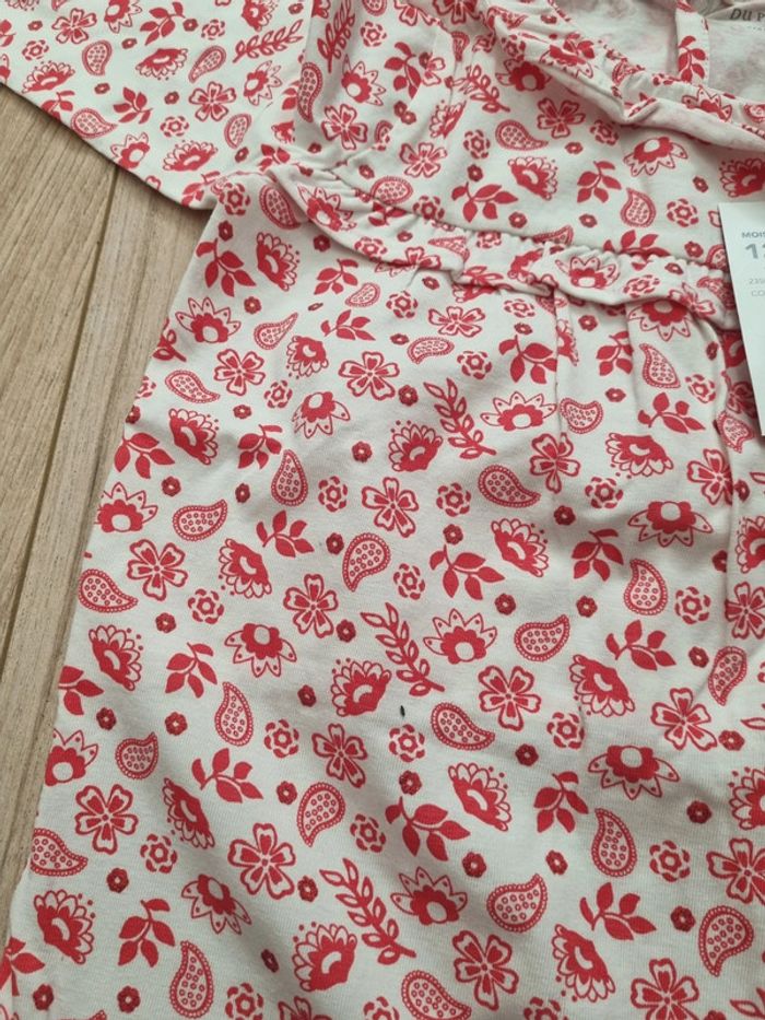 5 pyjamas 1 pièce 12 mois - photo numéro 10