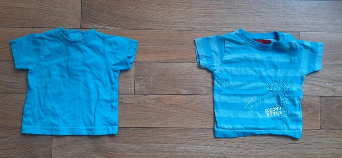 Lot de 2 t shirts bleus  manches courtes 3 mois - photo numéro 2