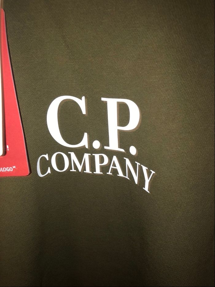 Pull CP Company - photo numéro 2