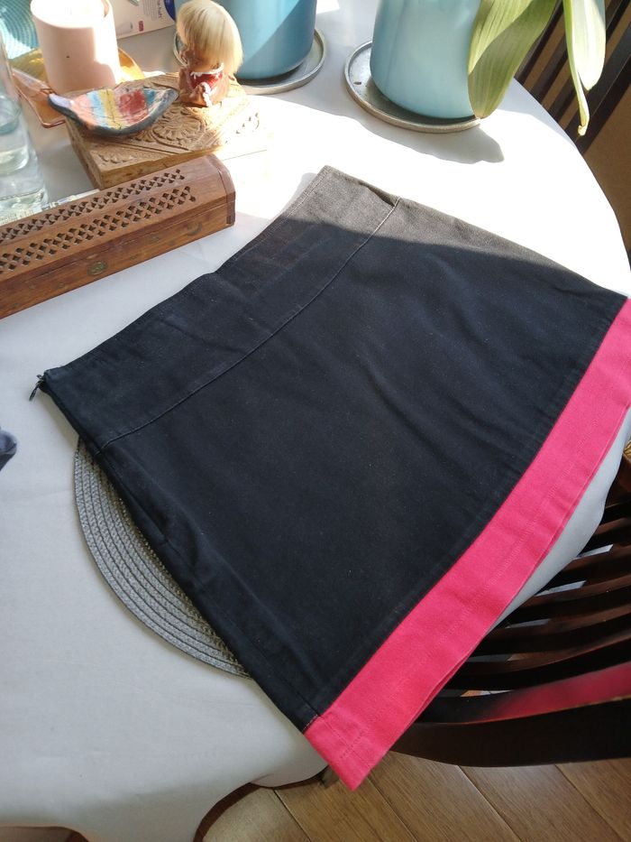 Jupe courte Promod noire et fuschia - photo numéro 7