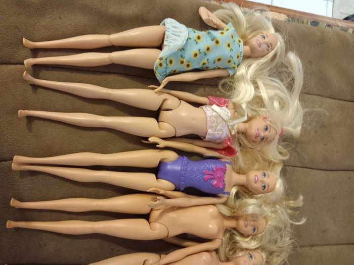 11 poupées barbies le lot complet mattel - photo numéro 3