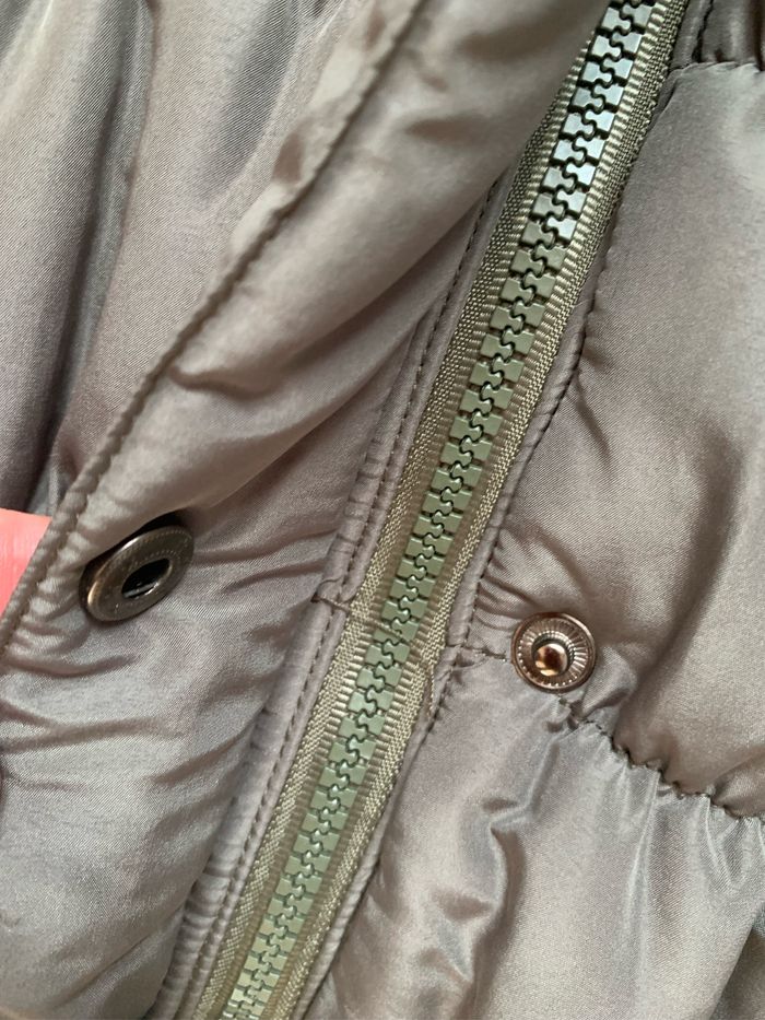 Doudoune kaki sans manches taille 10 ans - photo numéro 3