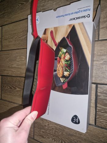 Poêle à griller en fonte NEUVE