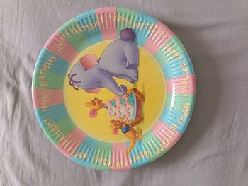 4 lots déco anniv Winnie l'ourson