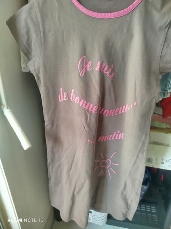 #kytie8ansfille. Tee-shirt de nuit taille 8 ans