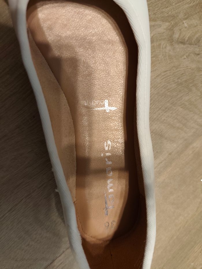 Ballerines Tamaris taille 36 cuir neuves - photo numéro 3