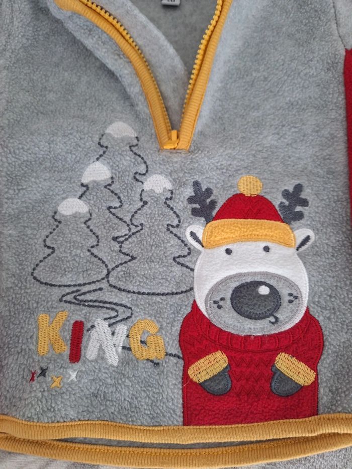 Petit pull polaire de Noël 6 mois - photo numéro 3