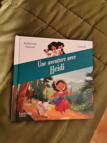 Livre McDonald's /une aventure avec heidi