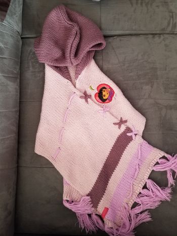 Poncho Dora l'exploratrice