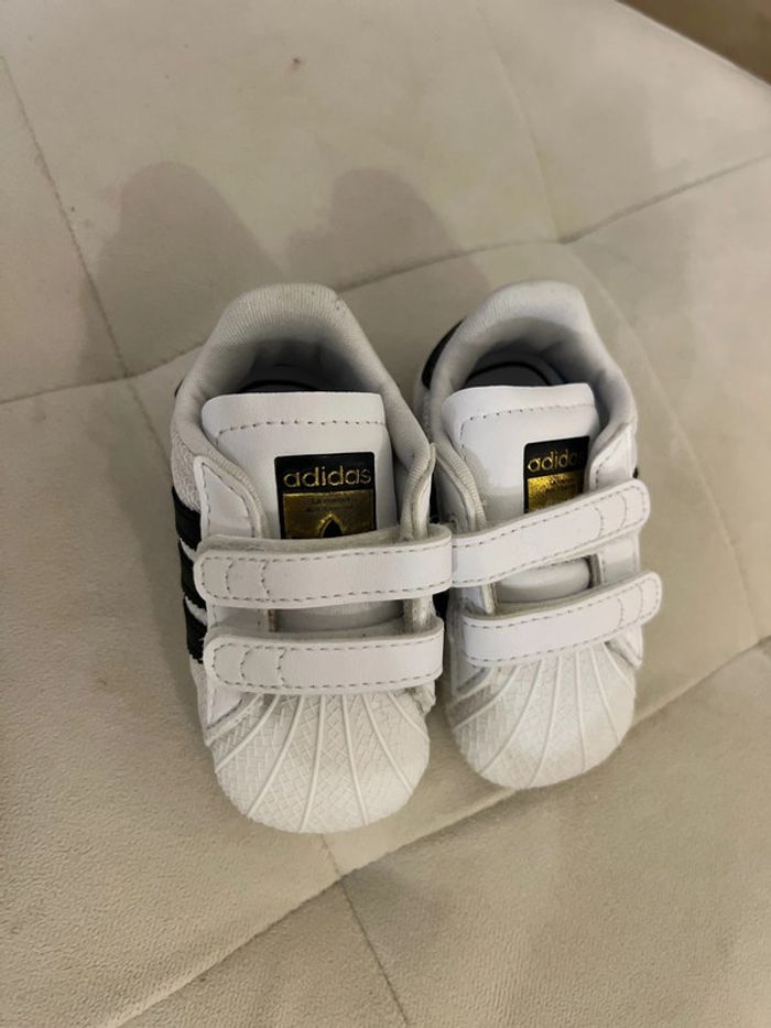 Basket adidas - photo numéro 3