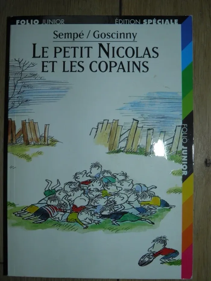 Le Petit Nicolas et les copains (Jean-Jacques Sempé, René Goscinny) edition spéciale quasi NEUF