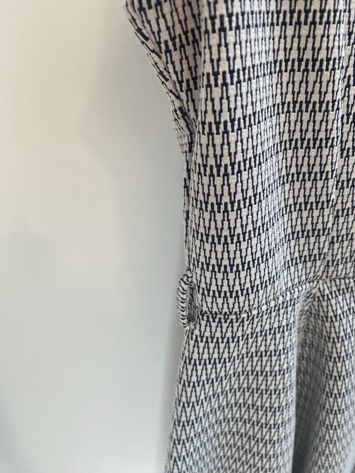 Robe patineuse sans manches taille 36 motif géométrique en TBE 🤍 - photo numéro 4