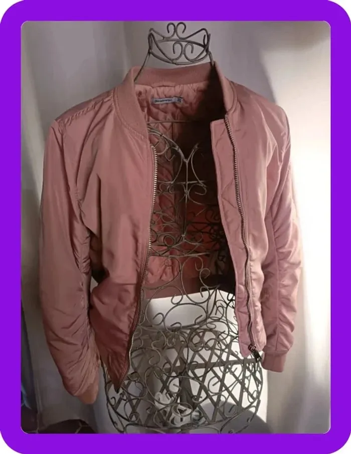 Blouson Stradivarius taille xs