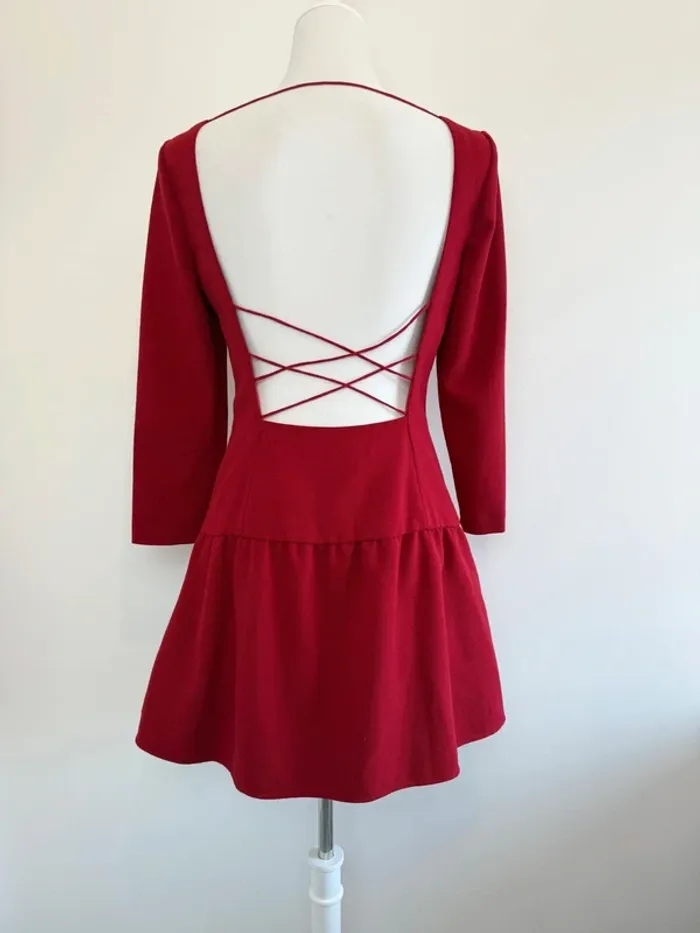 Robe Bash unie rouge en laine et polyester taille 1 soit S parfait état - photo numéro 5