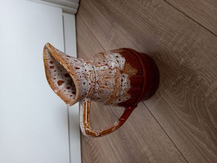 Pichet 1 litre en faience marron