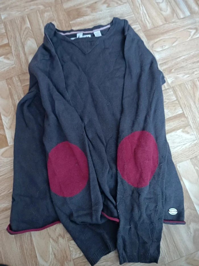 Pull fille marron foncé et rouge Okaïdi taille 12 ans en excellent état - photo numéro 8