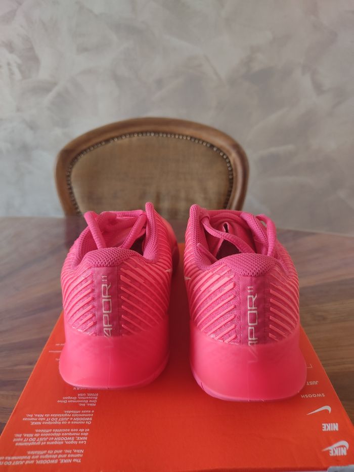 Baskets Nike Zoom vapor 11 HC T 35.5 - photo numéro 5