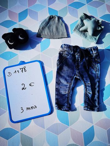 D1178 - pantalon garçon 3 mois