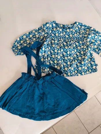Ensemble jupe et haut 12 mois
