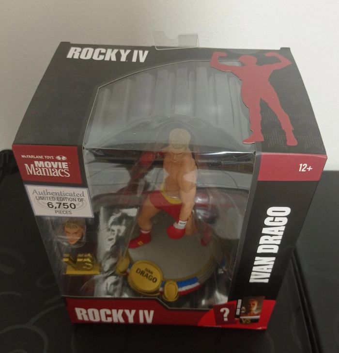 😍direct usa , figurine édition limitée Ivan drago rocky 4