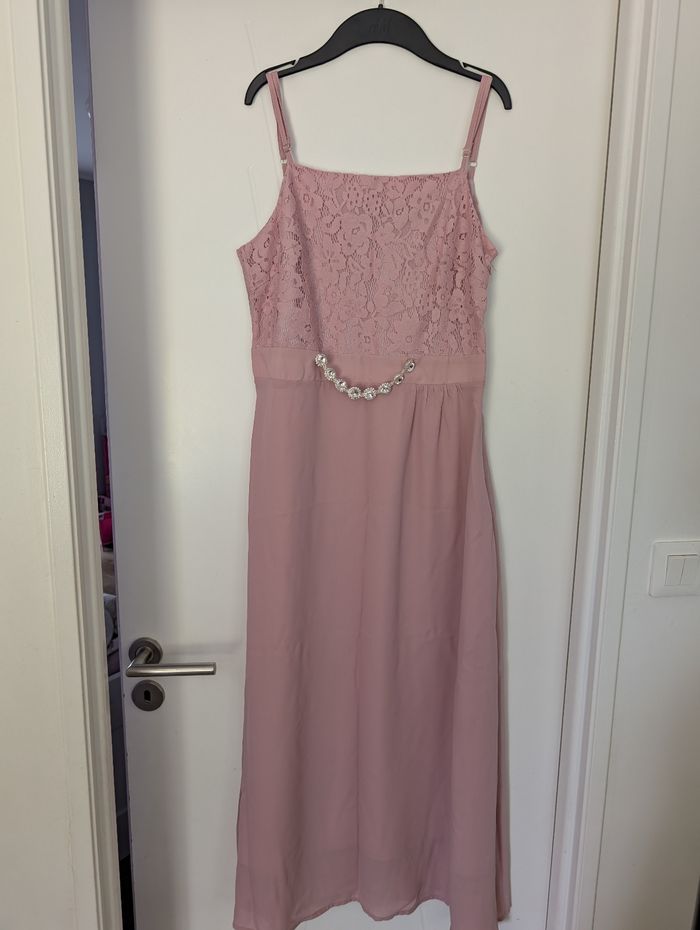 Robe neuve longue avec gilet assortie - photo numéro 3