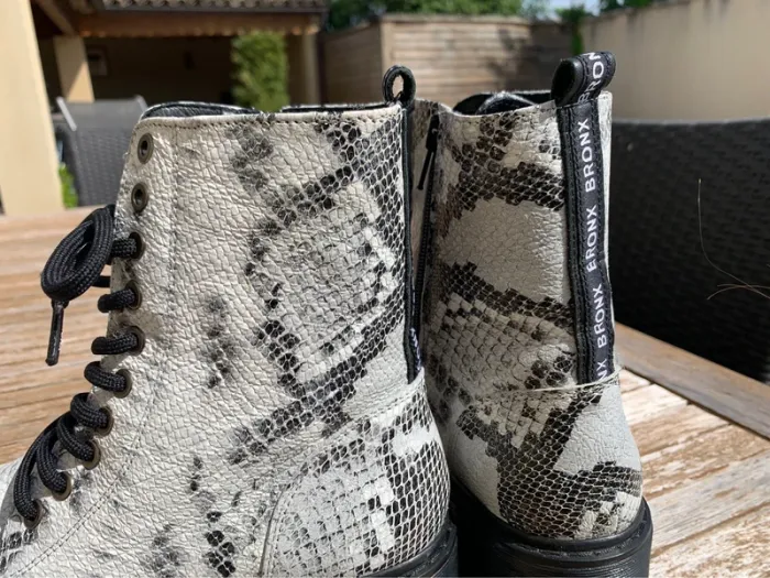 Boots Bronx en cuir blanc imprimé taille 37 - photo numéro 8